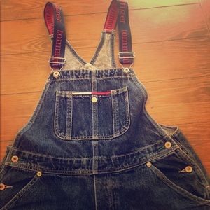 ❌SOLD ❌Women’s Tommy Hilfiger overalls.